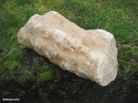 Fragment de stalactite ou stalagmite