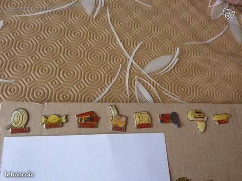 Lot de pin's TOTAL