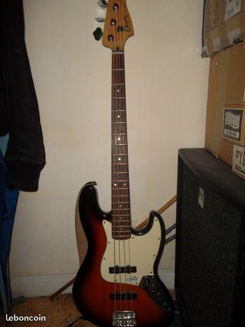 Squier Jazz Bass (fender)