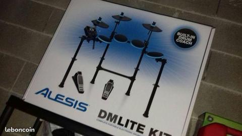 Batterie Électronique Alesis DM LITE kit