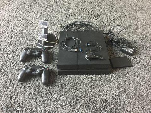 PS4 6 jeux + accessoires