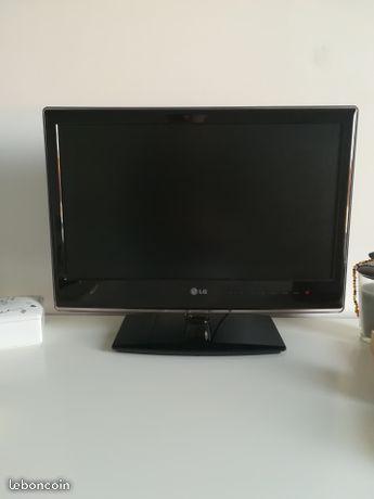 TV LG 47 cm