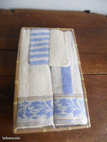 Serviettes + gants toilette coloris crème/bleu