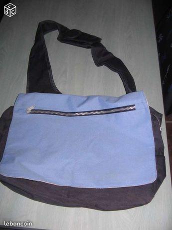 Sac besace bleu marine et bleu ciel