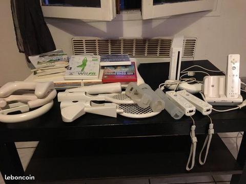 Wii + accessoires + jeux+ wifit