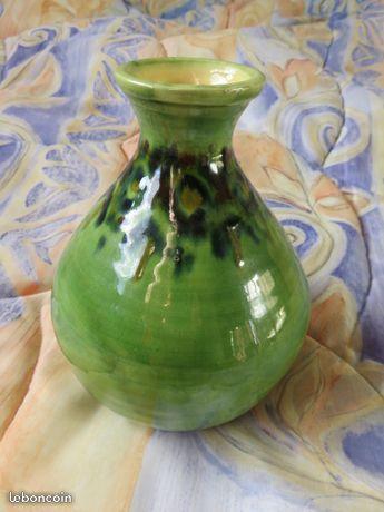Vase vert poterie d Annecy
