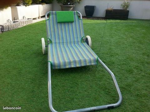 Chaise longue de plage en tissu