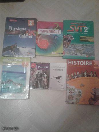 Manuels scolaires