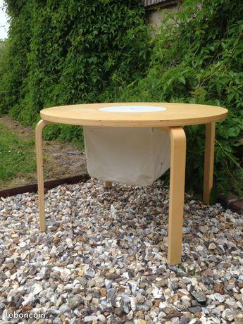 Petite table enfant