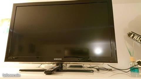Téléviseur Samsung 102cm