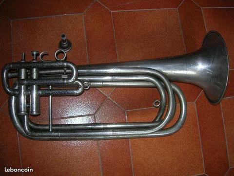Rare trompette basse de cavalerie 2 pistons