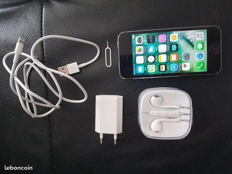 iPhone 5s 16g en gris sidéral débloqué