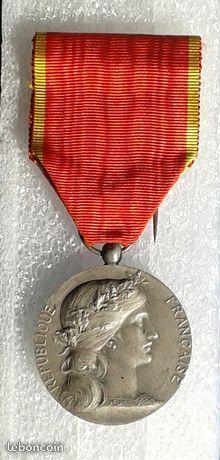 Militaria : Médaille civile : S.I. de l'Est
