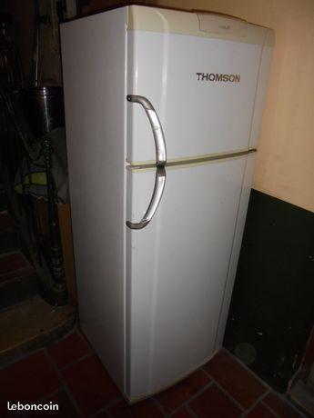 Réfrigérateur EXCELLENT ETAT /FONCTIONNE TRES BIEN