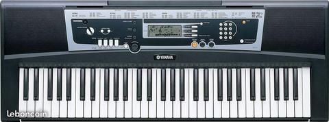 Clavier arrangeur Yamaha YPT210