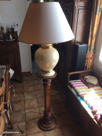 Lampe de salon avec sons suport en bois