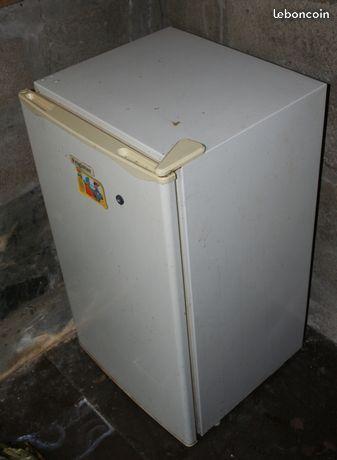 Petit Réfrigérateur (frigo / frigidaire)