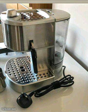 Machine à café Delonghi-EC330S + broyeur à café
