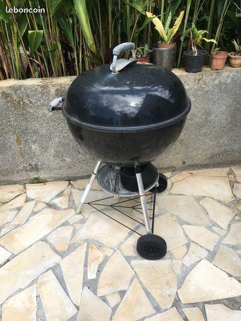 Barbecue weber a charbon diametre 57