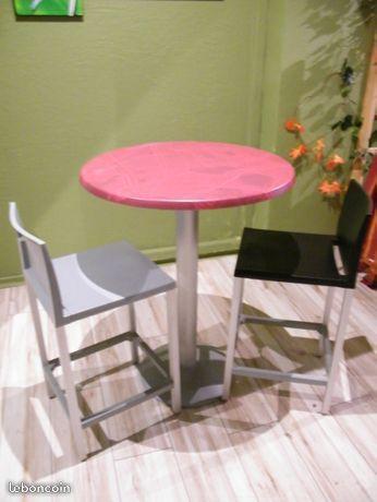 1 table +4 chaises structure en aluminium