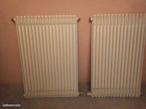 2 radiateurs en fonte pour chauffage central