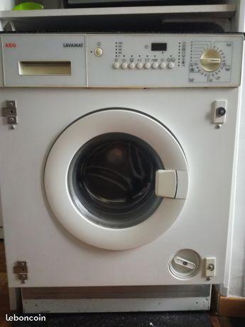 Machine à laver de la marque AEG Lavamat