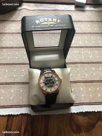 Rotary montre avec bracelet en cuir