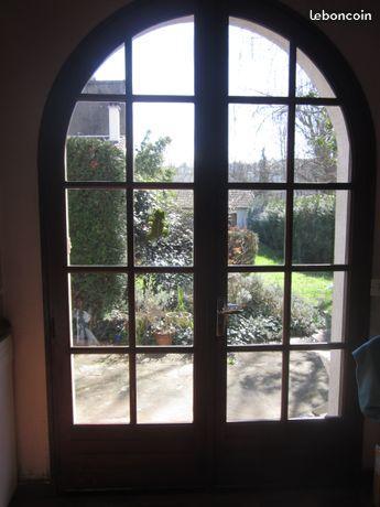 Fenêtres et portes fenêtre plein cintre bois