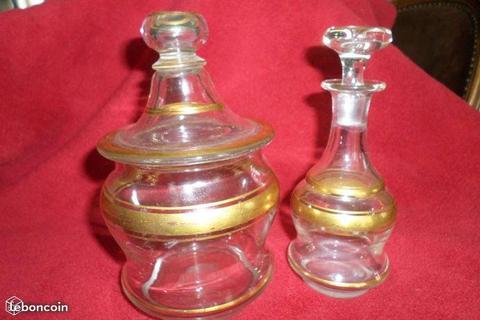 Pot et Flacon anciens en verre