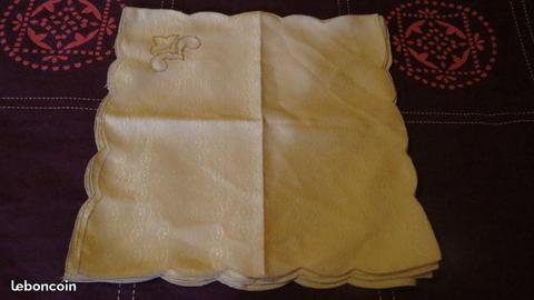 6 serviettes de tables
