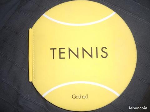 Livre TENNIS état neuf