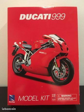 Maquette moto DUCATI 999 model kit 1:12