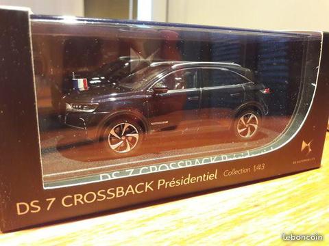 Miniature DS7 Crossback Présidentiel 1/ 43ème