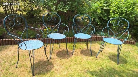 4 chaises de jardin en fer forgé