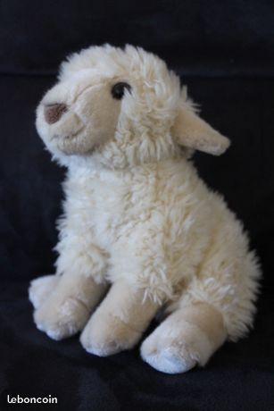 Jolie peluche MOUTON (paty2177)