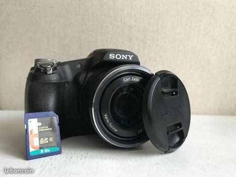 Appareil photo numérique compact SONY HX100V