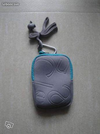 Petit sac lecteur MP3 neuf