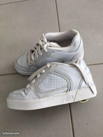 HEELYS Chaussure à roulette Blanche. Taille 33