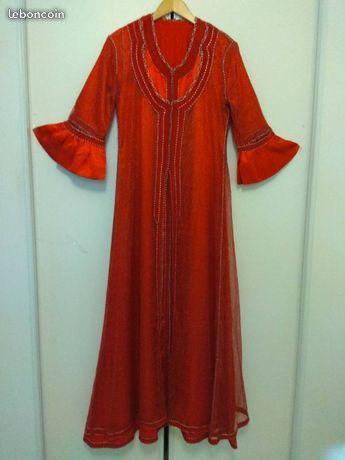 robe marocaine(takchita)