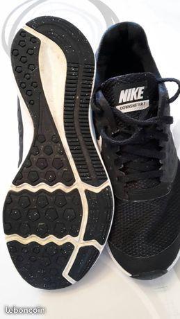 Baskets Nike noires