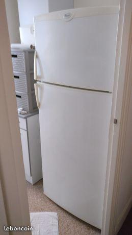 Réfrigérateur Congélateur grand format Whirlpool