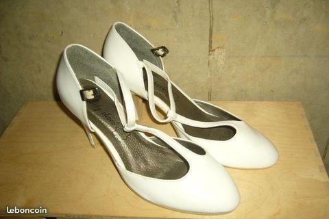 Chaussures blanches