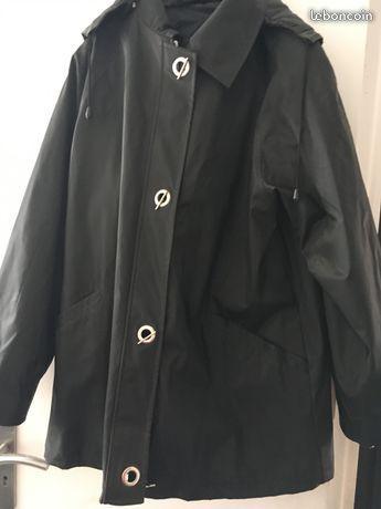 Veste à capuche taille 4