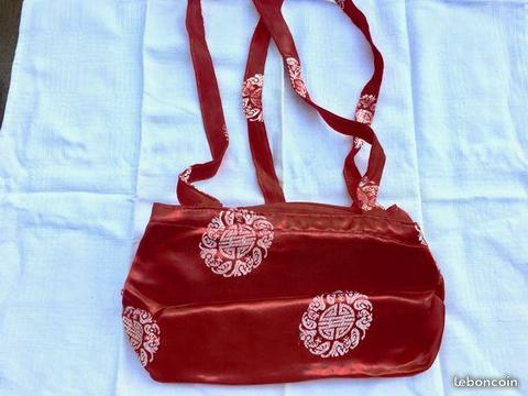 Sac chinois rouge