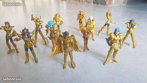 Figurines Saint Seiya chevaliers d'or