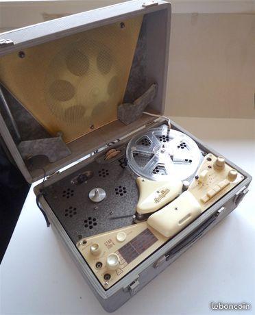 Radio-magnétophone vintage