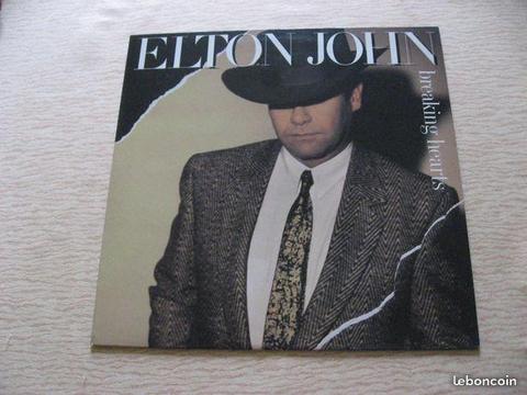 1 disque vinyl ELTON JOHN