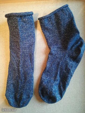 Chaussettes bleu marine fil paillettes argentées