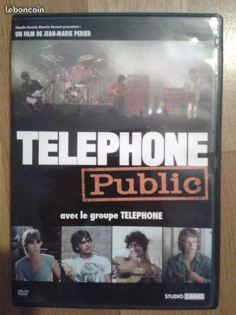 Dvd telephone en public