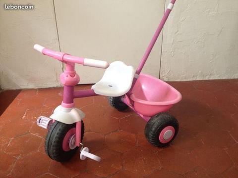 Tricycle 1er âge rose